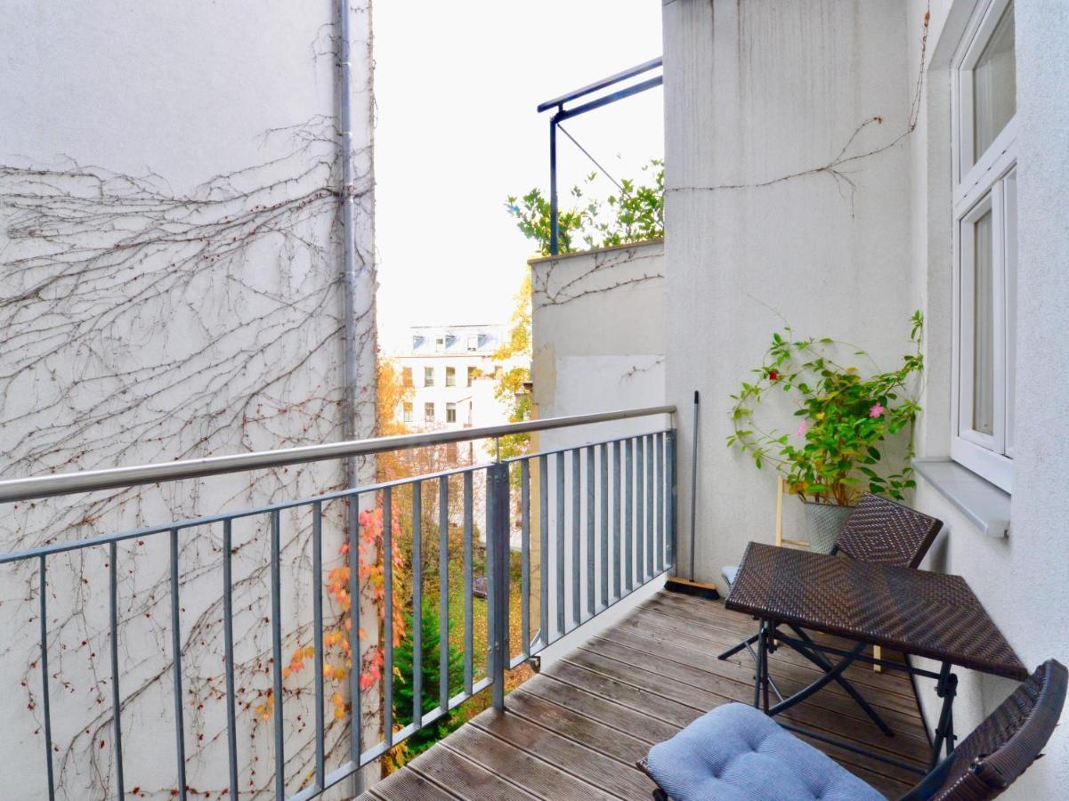 Beautiful Flat Next To Karlskirche Wien Exterior foto